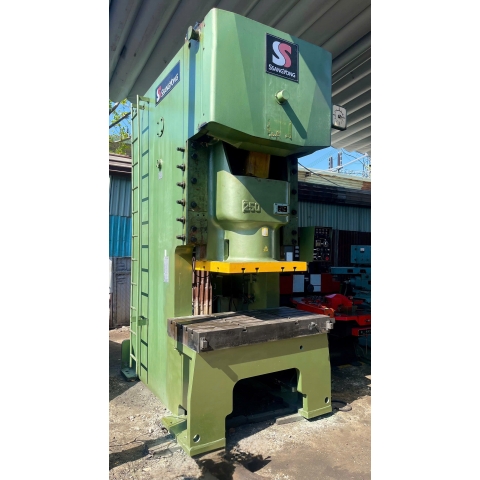 Máy dập SANGYONG MODEL ECS -250
