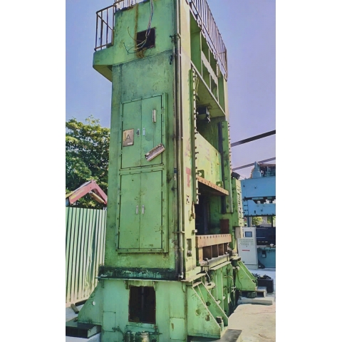 Máy ép thủy lực FUKUI 600 tấn 